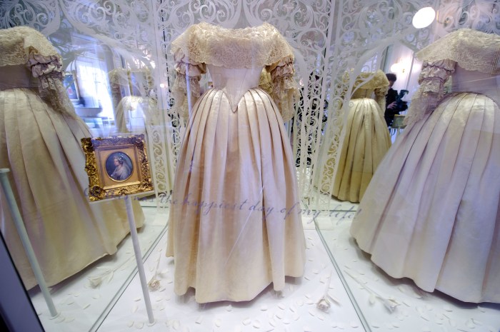 Queen victoria's wedding dress